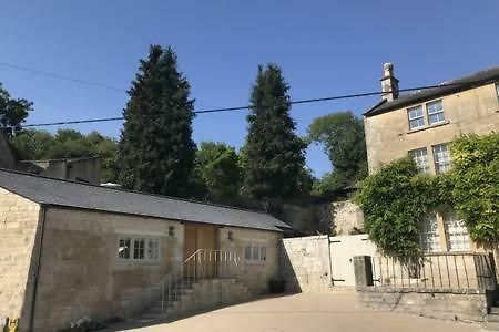 Skittles - Charming One Bedroom Apartment - Parking - Easy Access To Bath Box  Bagian luar foto